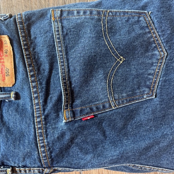 42x32 Men's Levis 550 - Picture 5 of 5